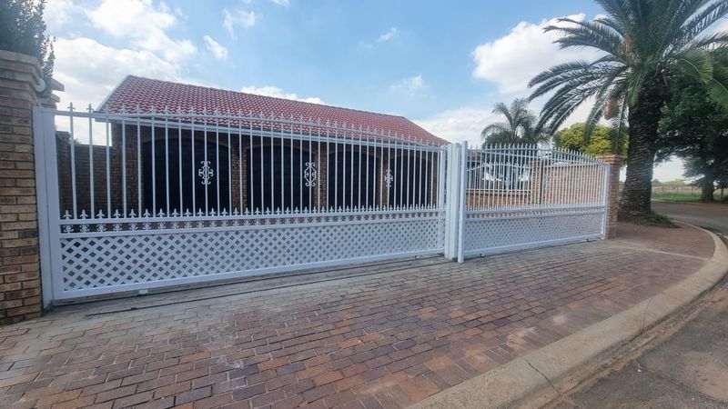 Driveway Gate