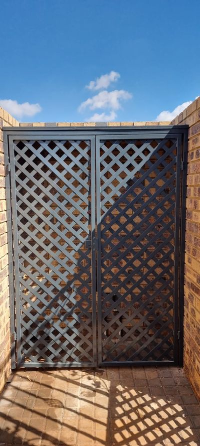 Pedestrian Gate